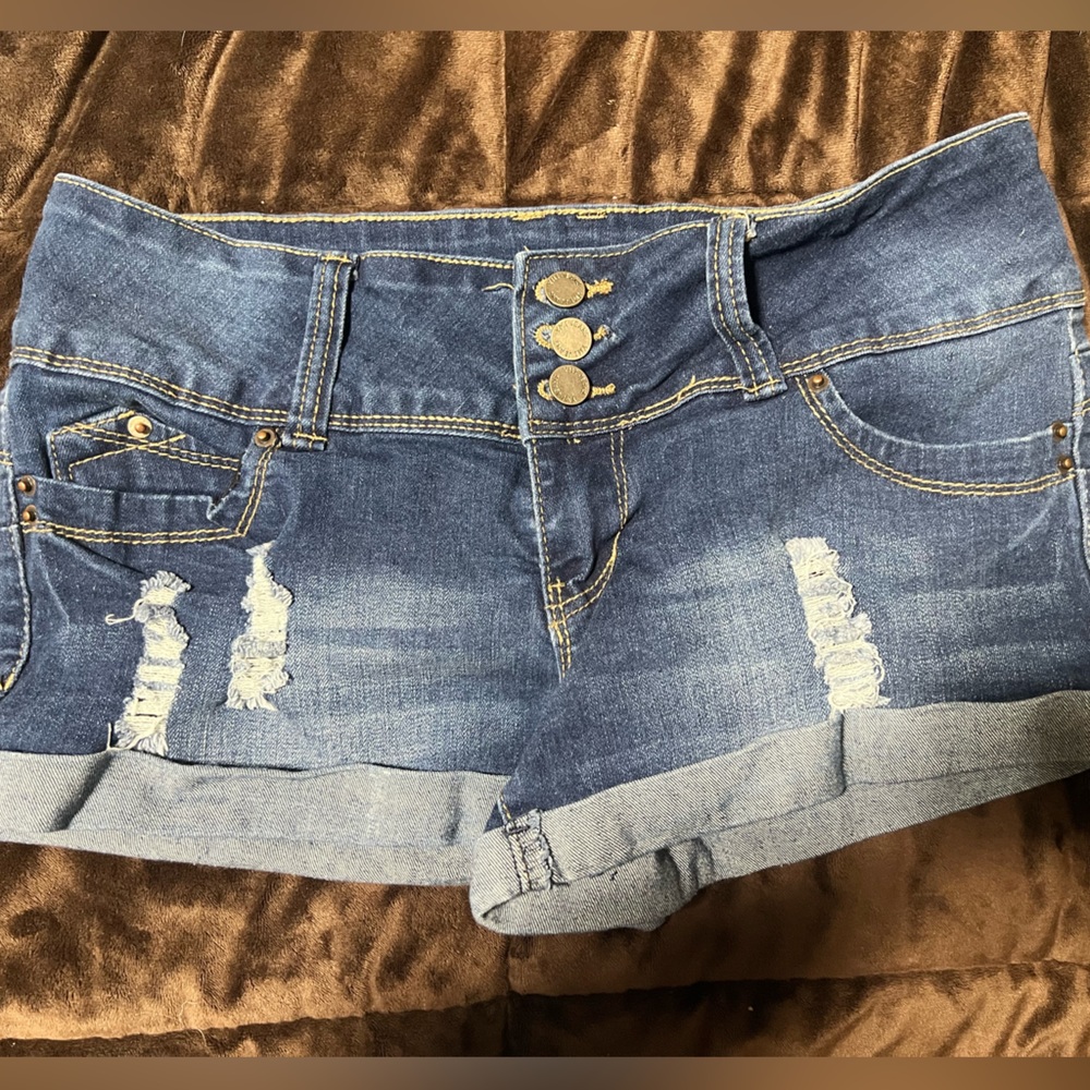 YMI Jean shorts. Distressed. Size 3. Style #S164156A